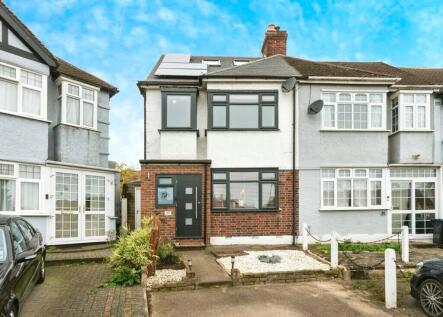 Garth Close, Morden, SM4