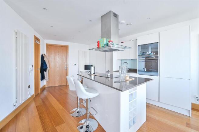 2407 Arena Tower-9.jpg