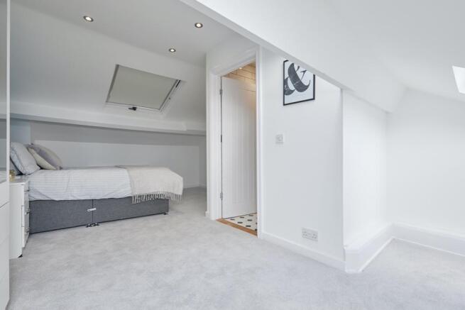 BEDROOM2