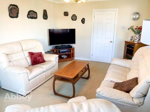 Lounge 2