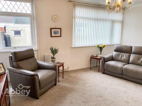 Lounge 2