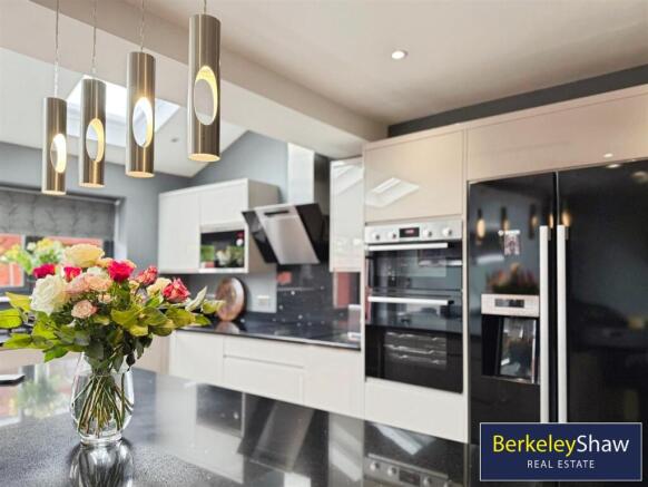 Kitchen/Living/Dining