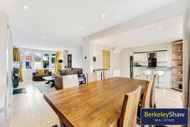 Living/Dining Room