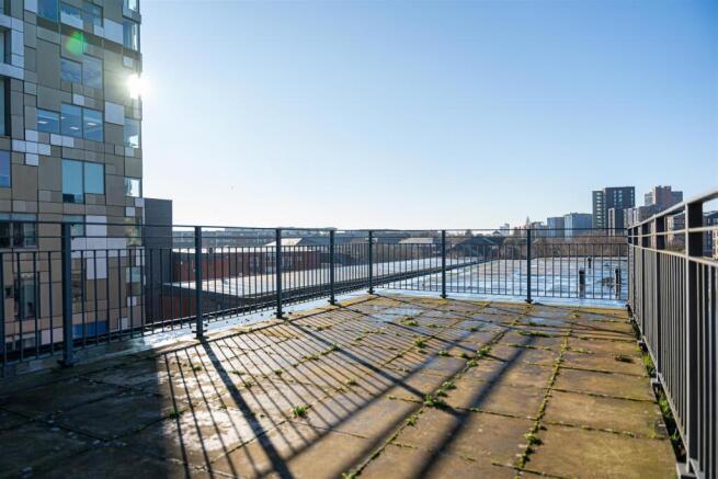 6-Canal Wharf.jpg