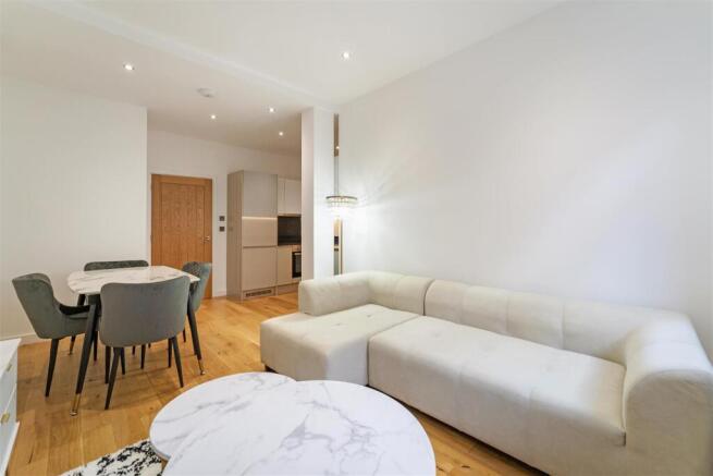 Flat 2, 48 Camden Street Round 2_04609.jpg