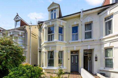 66 Westbourne Gardens, Hove, BN3