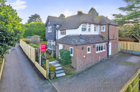 Bridle Road, Bramcote, Nottingham, Nottinghamshire, NG9