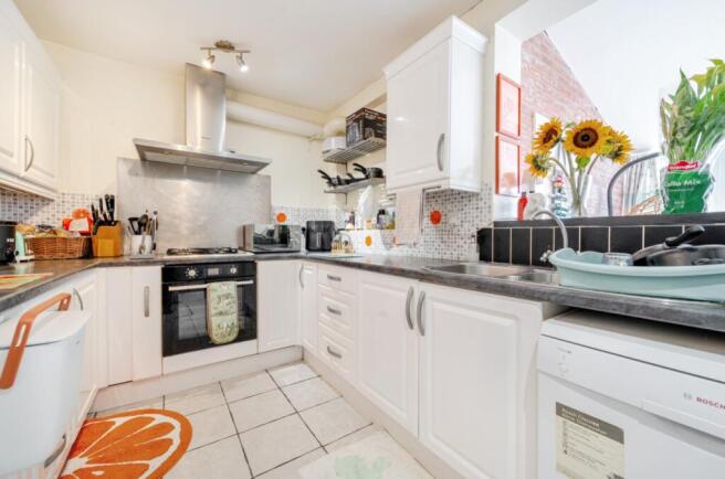 1314450-17-6863d2db8d750