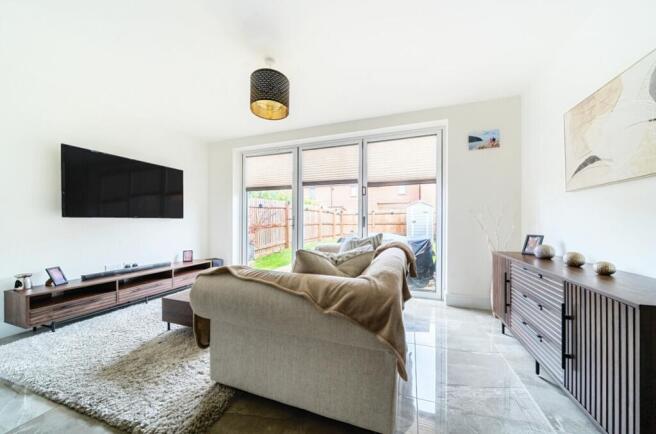 1345164-14-68b0a07734183-ARW-1