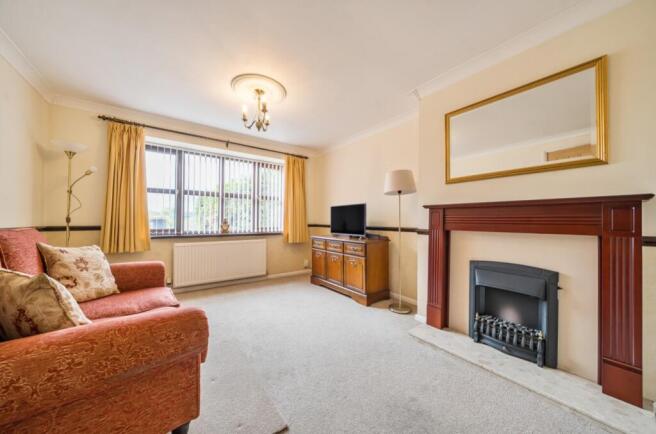 1368890-18-68ecf66ac85fb