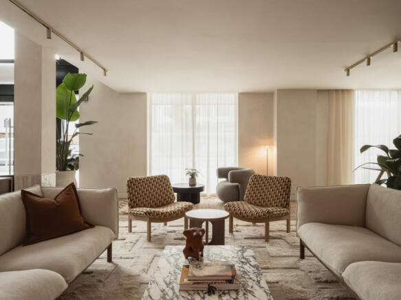 Resident Concierge And Lounge (4)