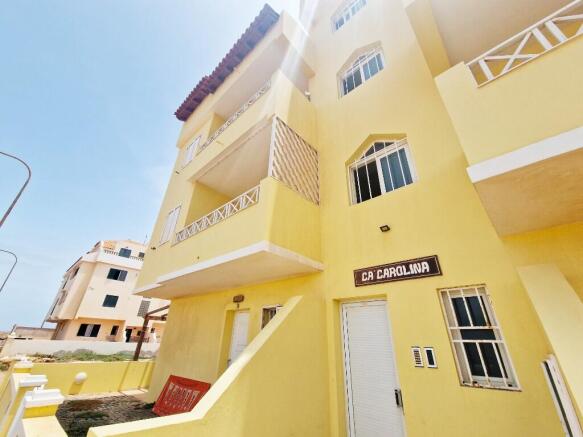 Apartment building