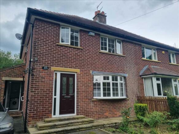 3 Bedroom Semi Detached for Rent