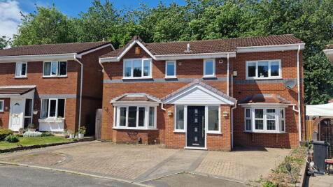 Turnberry, Bolton BL3 4XJ