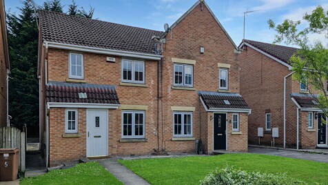 Lawndale Drive, Ellenbrook M28 1EN