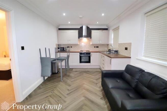 Leighton Close 5 2601 (2).JPG