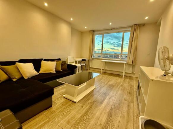 WhatsApp Image 2026-01-22 at 19.11.23 (2).jpeg