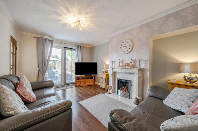 Lounge 1