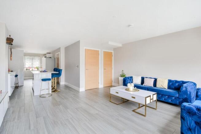 CHESSINGTON ROAD -11.jpg