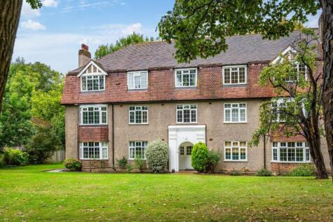 Kingston Road, Ewell Village