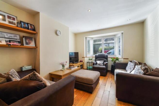 OAKHURST ROAD (3).jpg