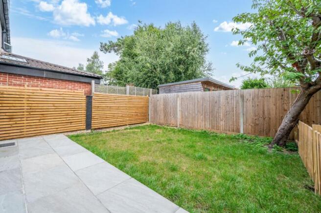 EWELL PARK WAY, (13).jpg