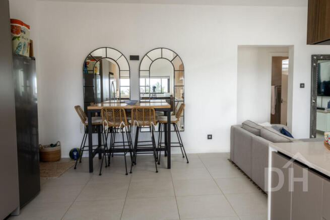 Apartment in Avani B6 6 of 16