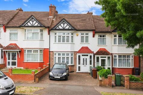 Hurst Avenue, Chingford, E4
