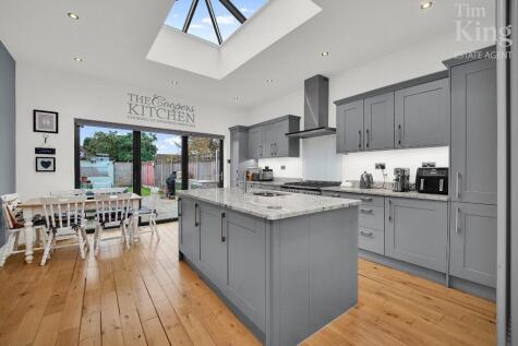 Epping Way, Chingford, E4