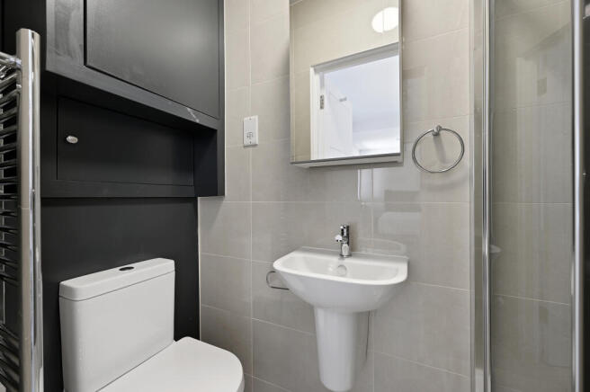 CS - 144 Hagden Lane - Studio19 Ensuite3 (1).JPG