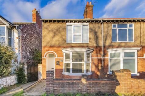 Wellingborough Road, Rushden