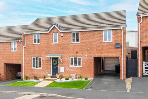 Steeple Way, Rushden