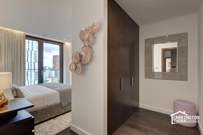 47 Thornes House - Bed 1