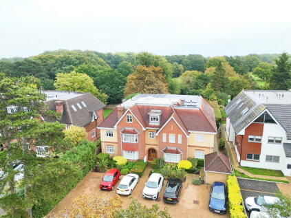 St Peters Lodge, Shoppenhangers Road, Maidenhead, SL6
