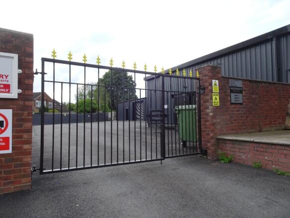 Secure Gated Yard