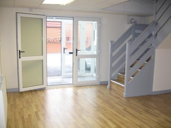 Showroom/Office 