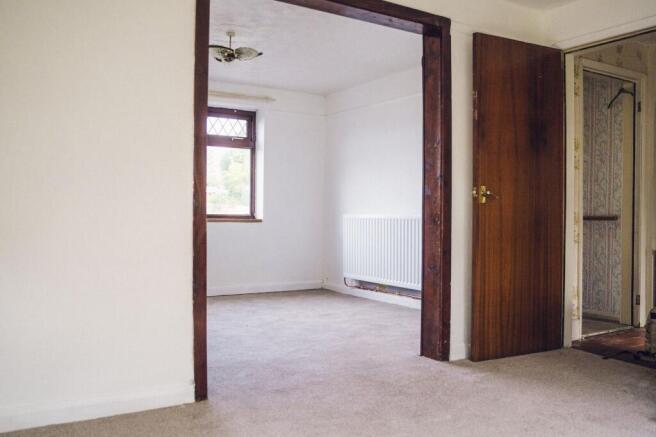 Ystafelloedd Fyw / Living Rooms