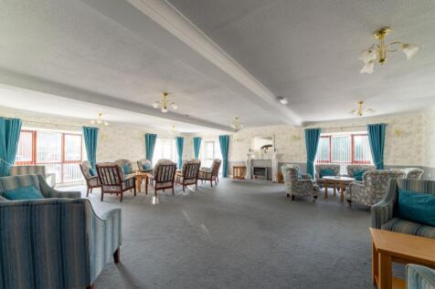 Green Lane, The Fountains Green Lane, L39