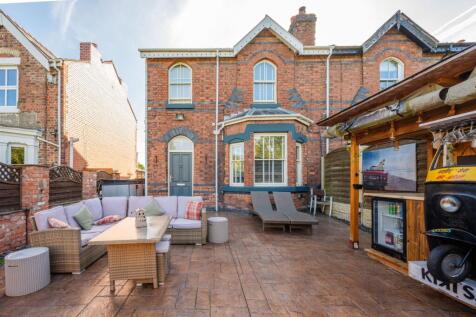 West View, Ormskirk, L39