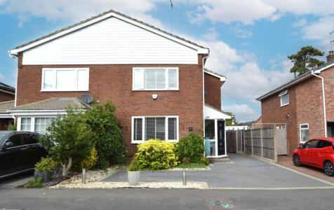 Monks Walk, Buntingford, SG9 9DU
