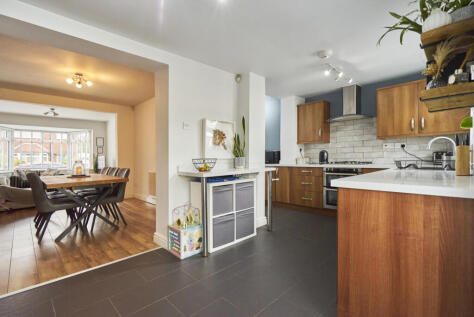 Radcliffe Grove, Leigh, Greater Manchester, WN7 1PR