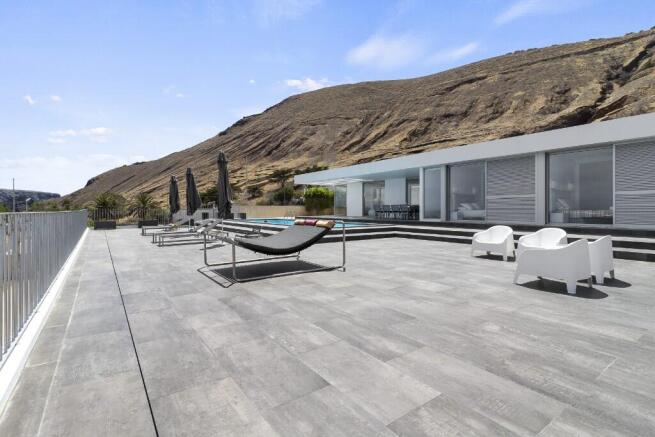 Living outdoor area