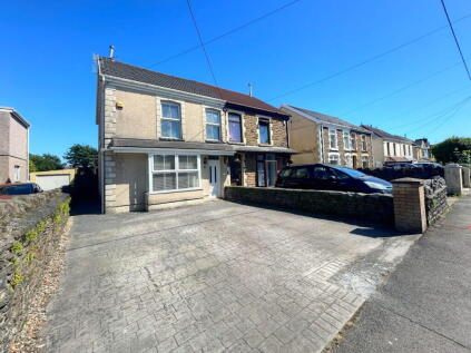 Pen Yr Heol, Skewen, SA10 6YT