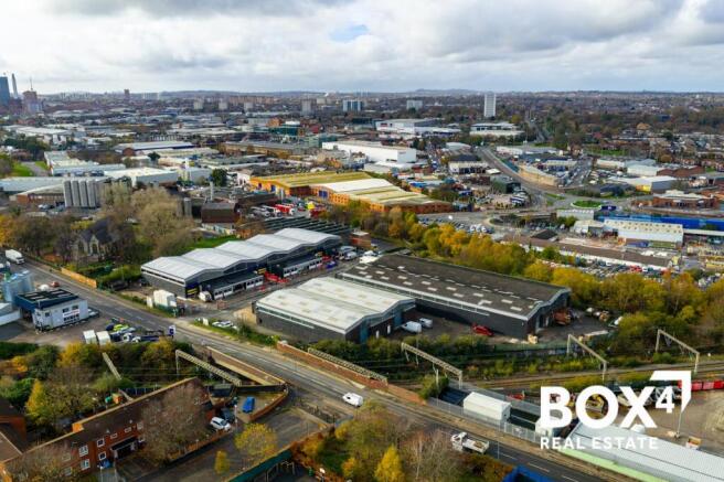 Box4  Long Acre November 2025  Photoscouk  5.JPG