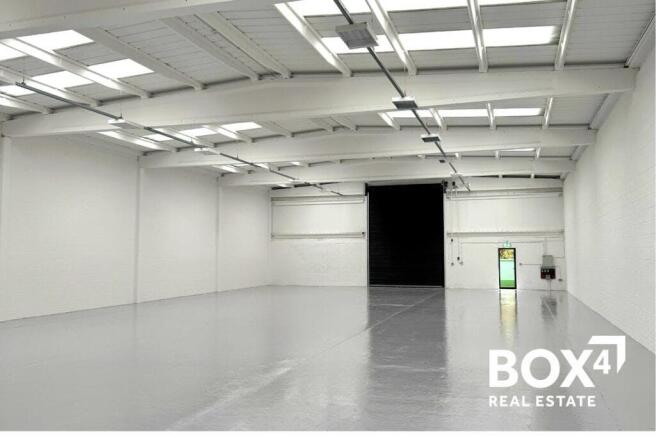 7and 8 Stakehill Int 2.jpeg