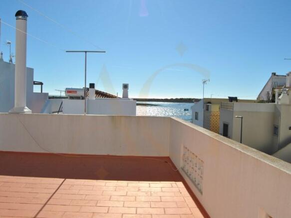 Typical 3 bedroom house with terrace and sea view in Cabanas de Tavira