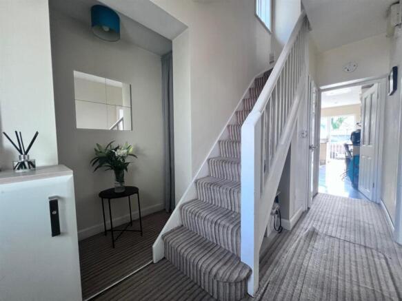Hallway Alt.jpg