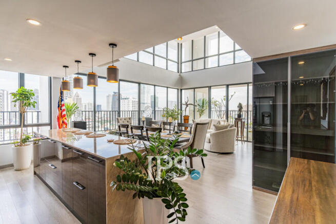 21st Floor Duplex 3 Bedroom Penthouse For Sale - Parc 21 Residence, Boeung Trabek, Phnom Penh