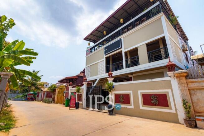 6 Unit Apartment Building For Sale - Svay Dangkum, Siem Reap