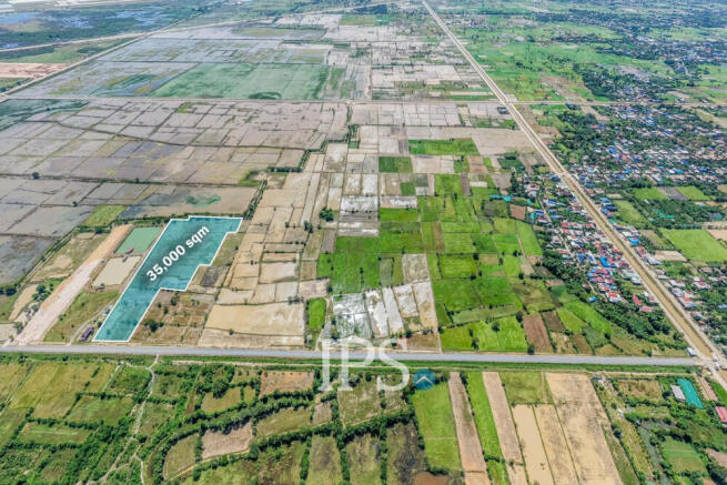 35,000 Sqm Land For Sale - Kandal Stueng, Kandal Province